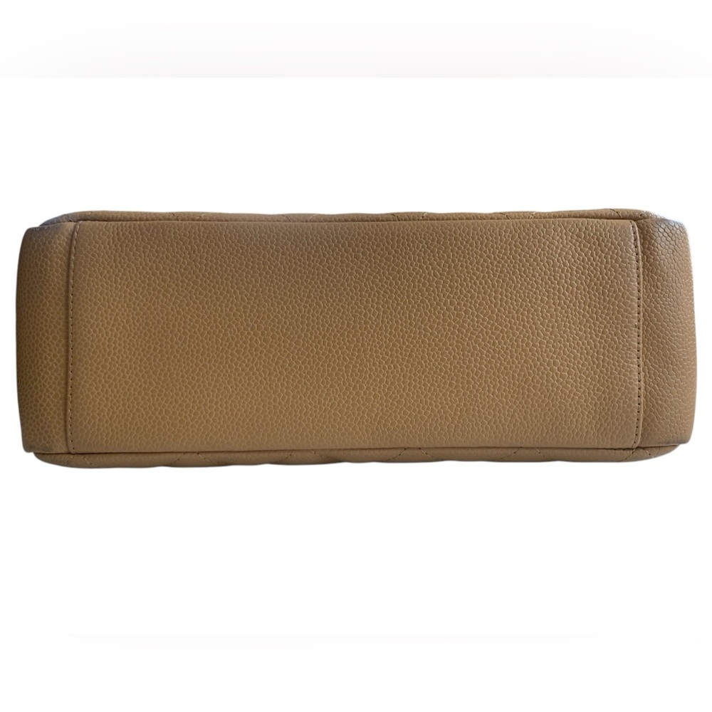 Chanel Vintage Beige Cavier Shoulder Bag - Picture 4 of 8